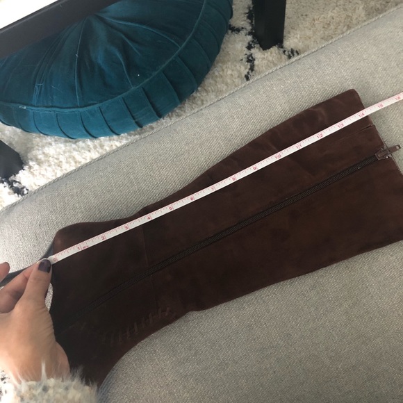 Gorgeous Brown Suede Boots, Size 6.5 - Picture 8 of 8